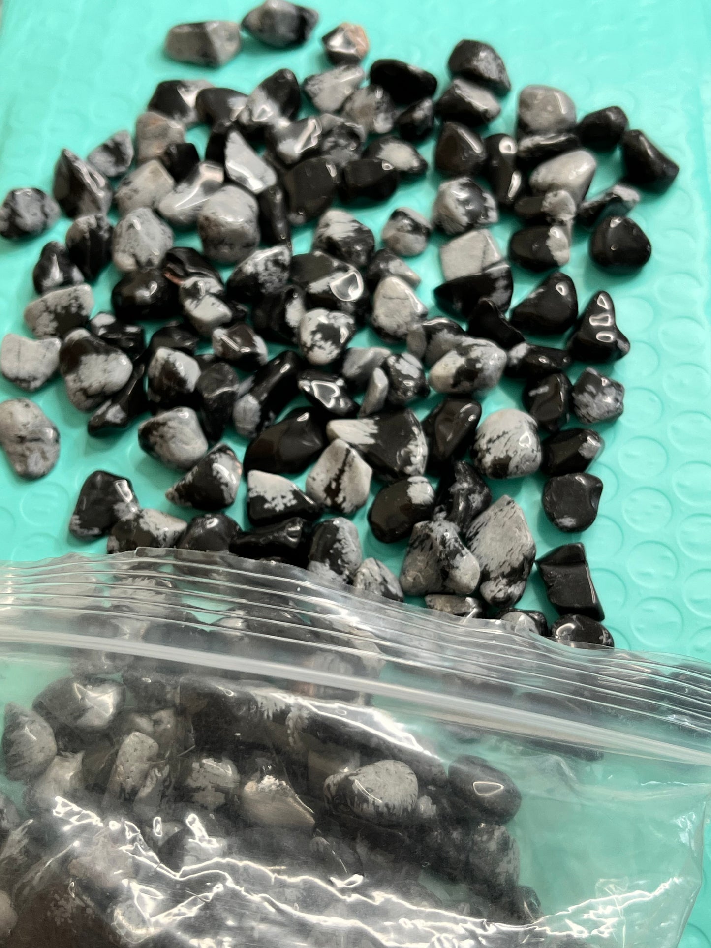 Snowflake Obsidian Chips